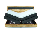 Boxspring-Doppelbett mit Bettkasten DIORI – Bettkasten geöffnet, auf weißem Hintergrund