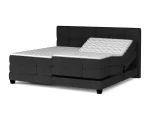Elektrisches Boxspring-Doppelbett EAGLE – Funktion geöffnet, auf weißem Hintergrund