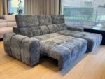 Eckschlafsofa ENZO S in Dress Me 04 – Originalfoto des sofort verfügbaren Exemplars, Showroom Vikado Bozen (5)