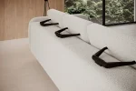 Relax-Ecksofa mit elektrischem Sitz ILUSIO – Detail, im Raum