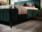 Polster-Doppelbett mit Bettkasten MAGGIE – Detail, im Raum