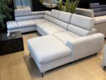 Wohnlandschaft mit Schlaffunktion RAYO XL hellgrau – Originalfoto des sofort verfügbaren Exemplars, Showroom Vikado Bozen (3)