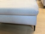 Wohnlandschaft mit Schlaffunktion RAYO XL hellgrau – Originalfoto des sofort verfügbaren Exemplars, Showroom Vikado Bozen (6)