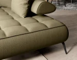 Ecksofa SELEDO L mit elektrischem Sitz – Detail, im Raum