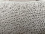 Ecksofa VELPA L in Jaguar 4 Linen – Originalfoto des sofort verfügbaren Exemplars, Showroom Vikado Bozen (7)